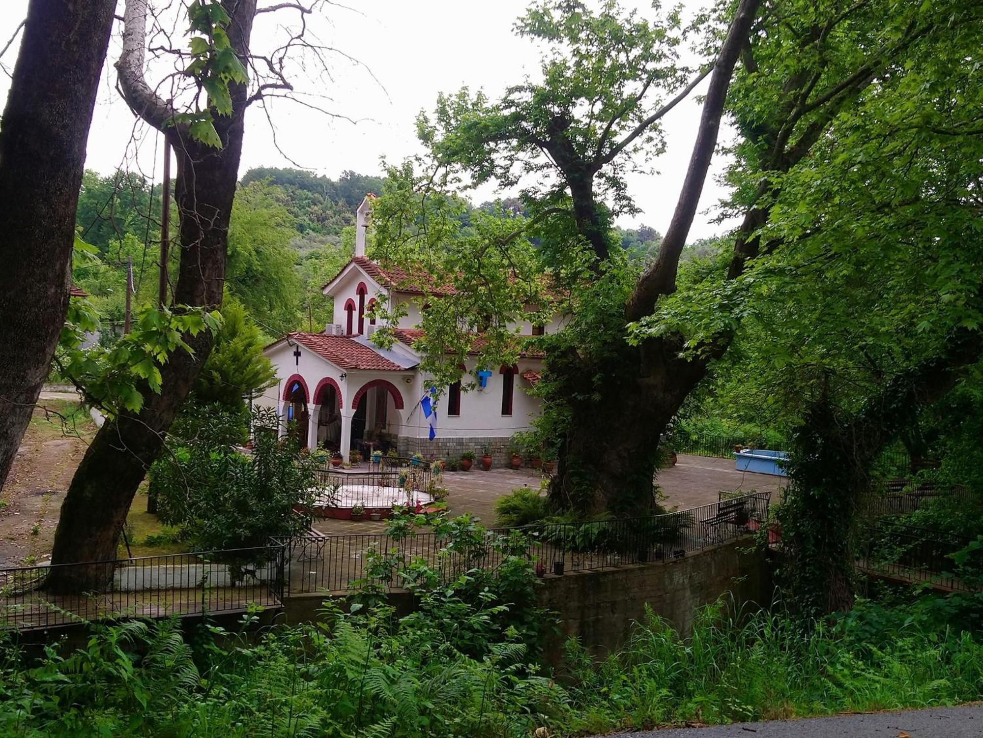 Hotel Hlidi Kokkino Nero Bagian luar foto