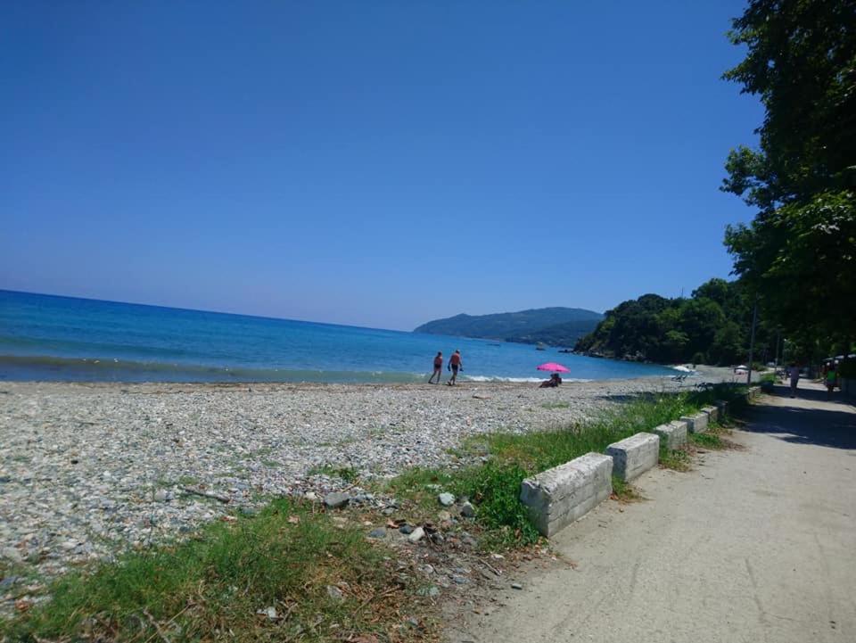 Hotel Hlidi Kokkino Nero Bagian luar foto