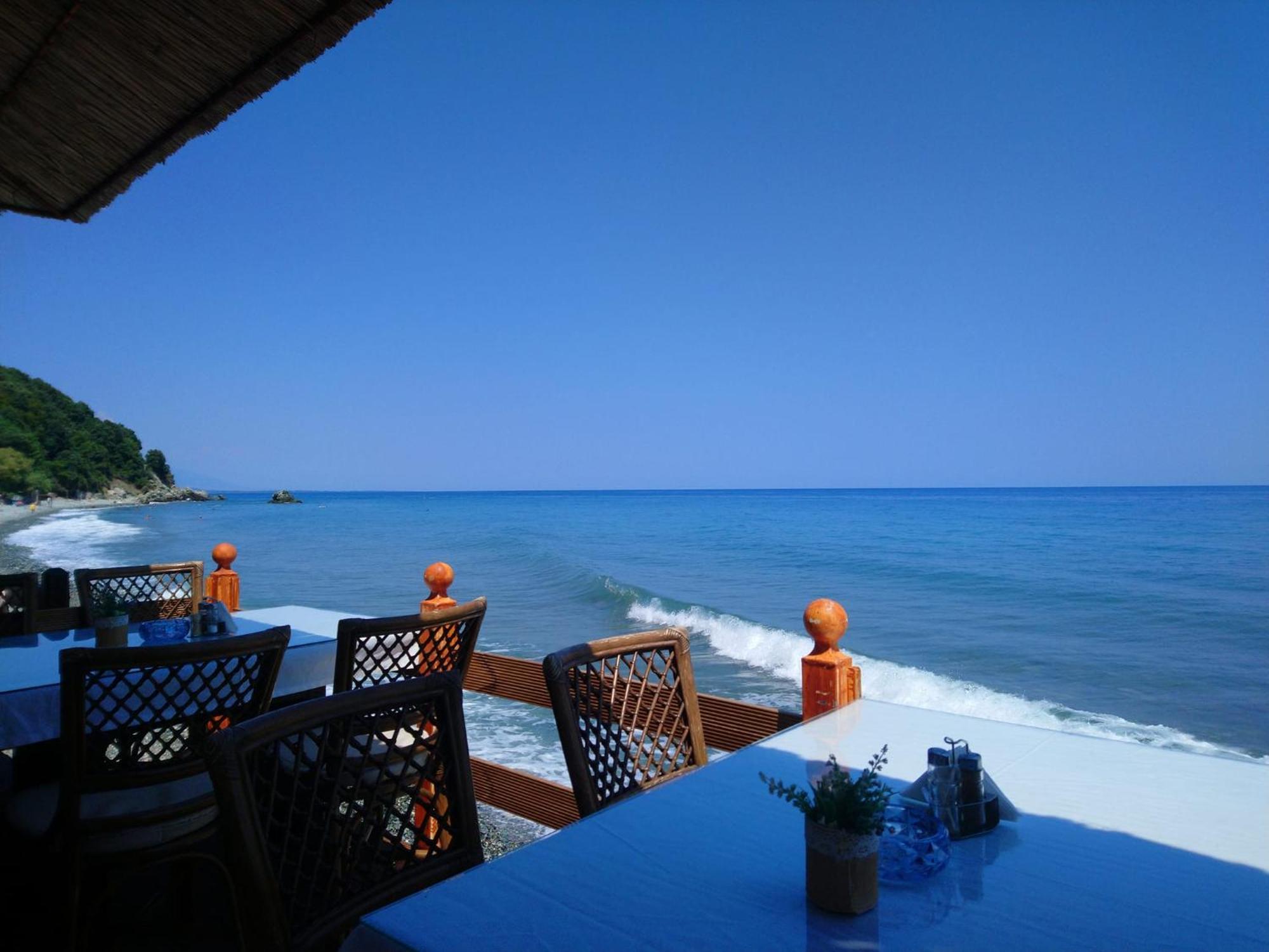 Hotel Hlidi Kokkino Nero Bagian luar foto