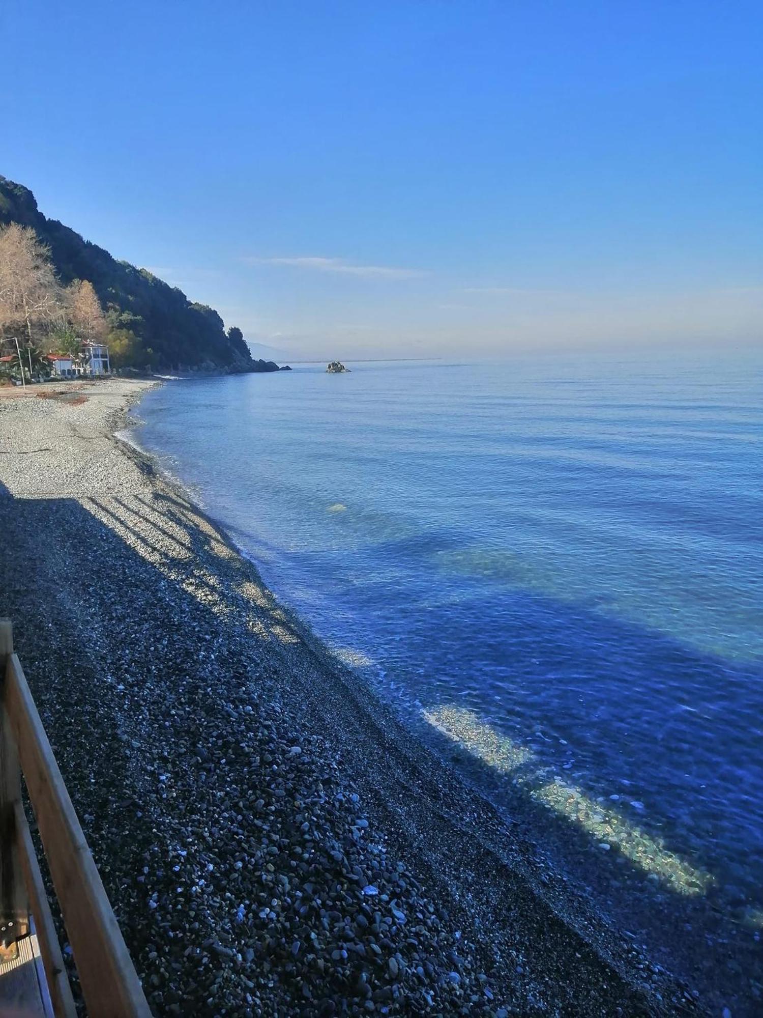Hotel Hlidi Kokkino Nero Bagian luar foto